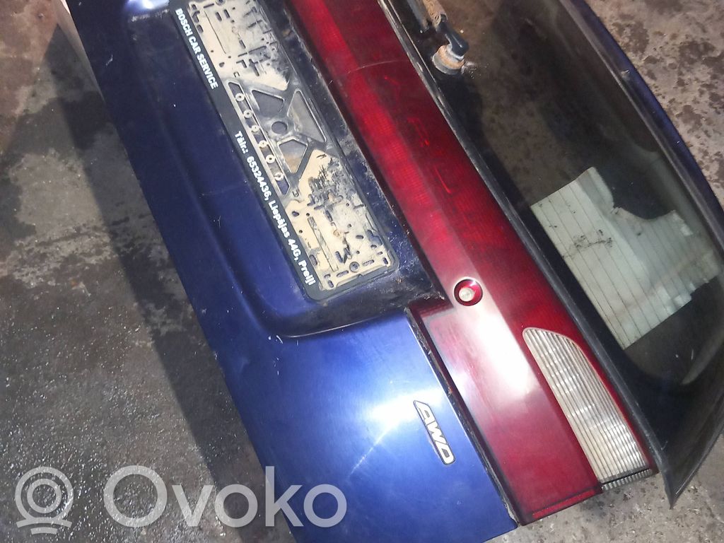 Subaru Legacy Puerta del maletero/compartimento de carga 