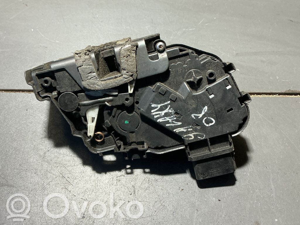 Ford Galaxy Etuoven lukko 