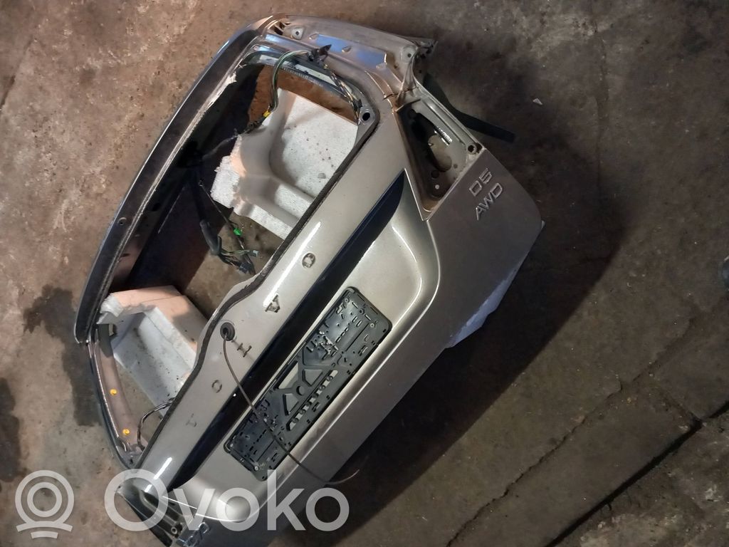 Volvo XC70 Puerta del maletero/compartimento de carga 