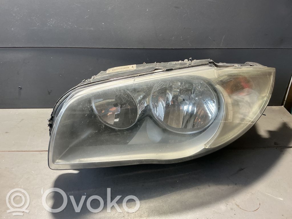 BMW 1 E81 E87 Priekšējais lukturis 