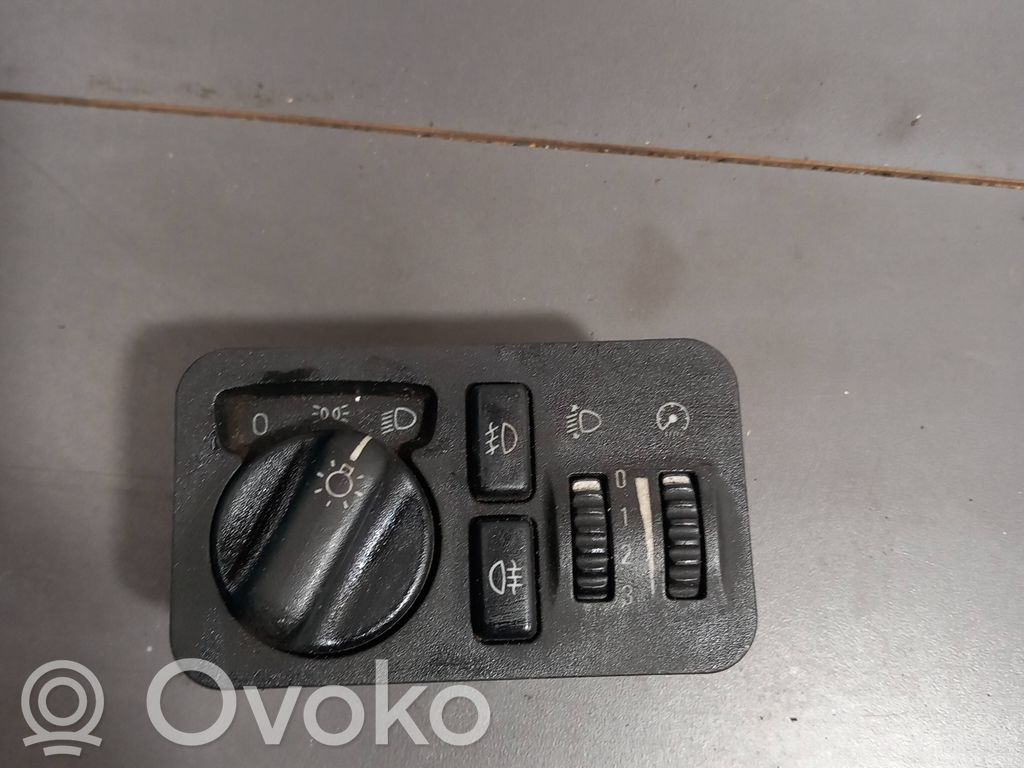 Opel Frontera B Interruptor de luz 