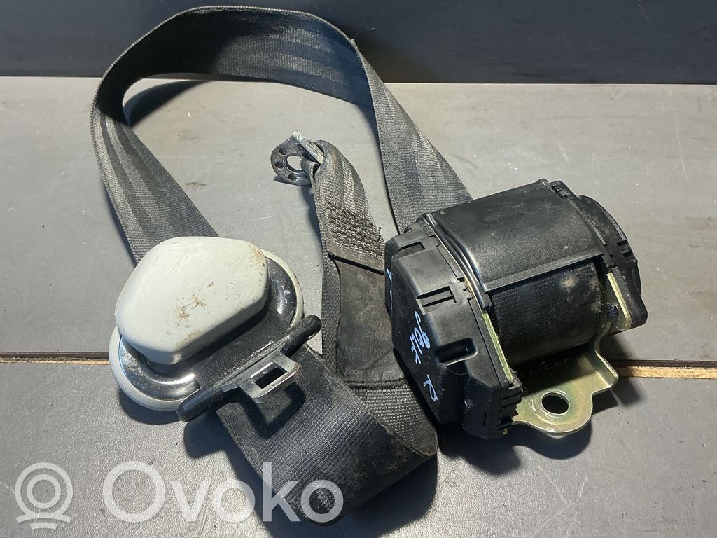 Volkswagen Golf IV Cinturón trasero 