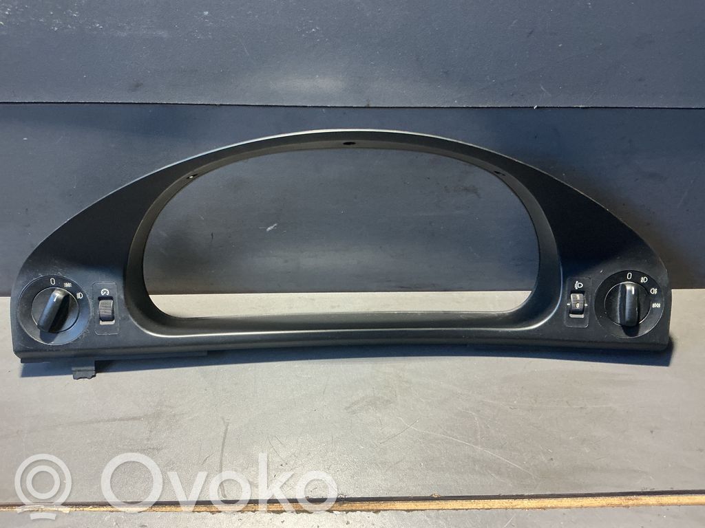 BMW 5 E39 Dashboard trim 