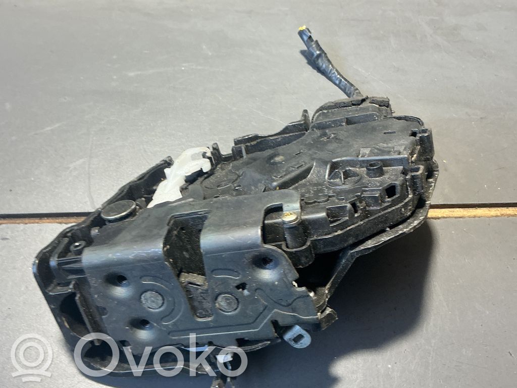 Volvo S40, V40 Etuoven lukko 