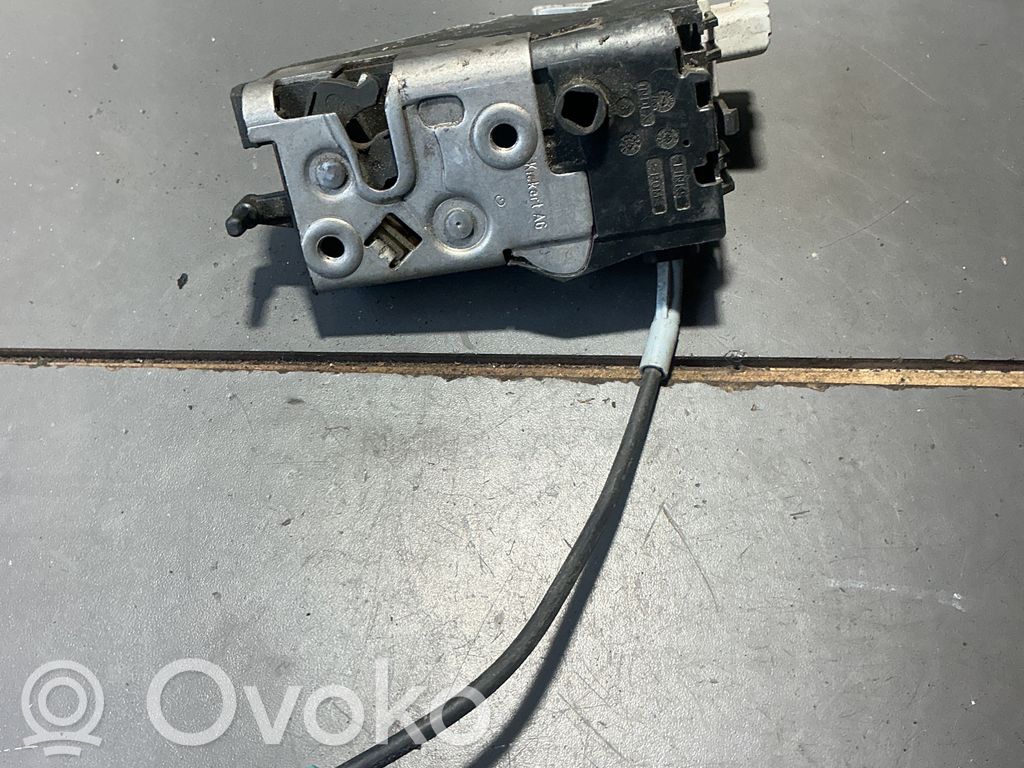 Citroen C4 I Takaoven lukko 