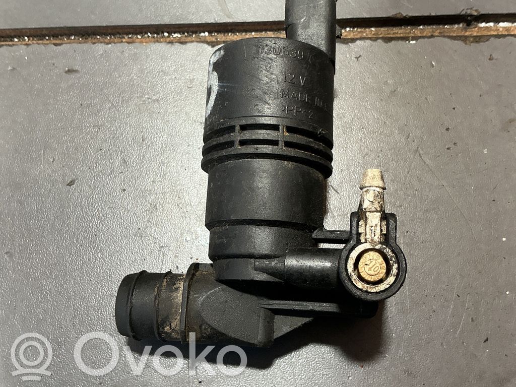 Renault Laguna II Windscreen/windshield washer pump 