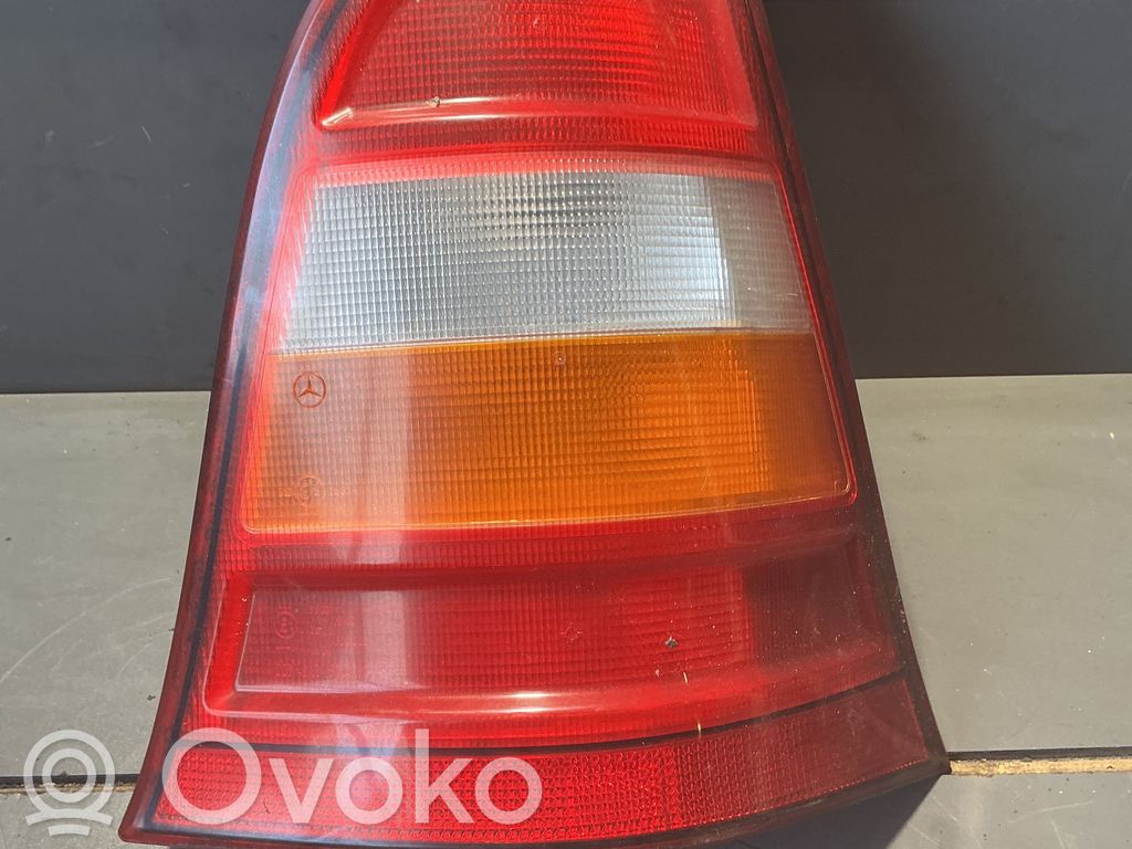 Mercedes-Benz A W168 Lampă spate în caroserie 