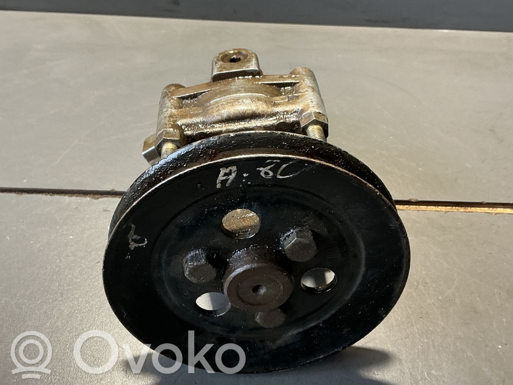 Audi 80 90 B3 Power steering pump 