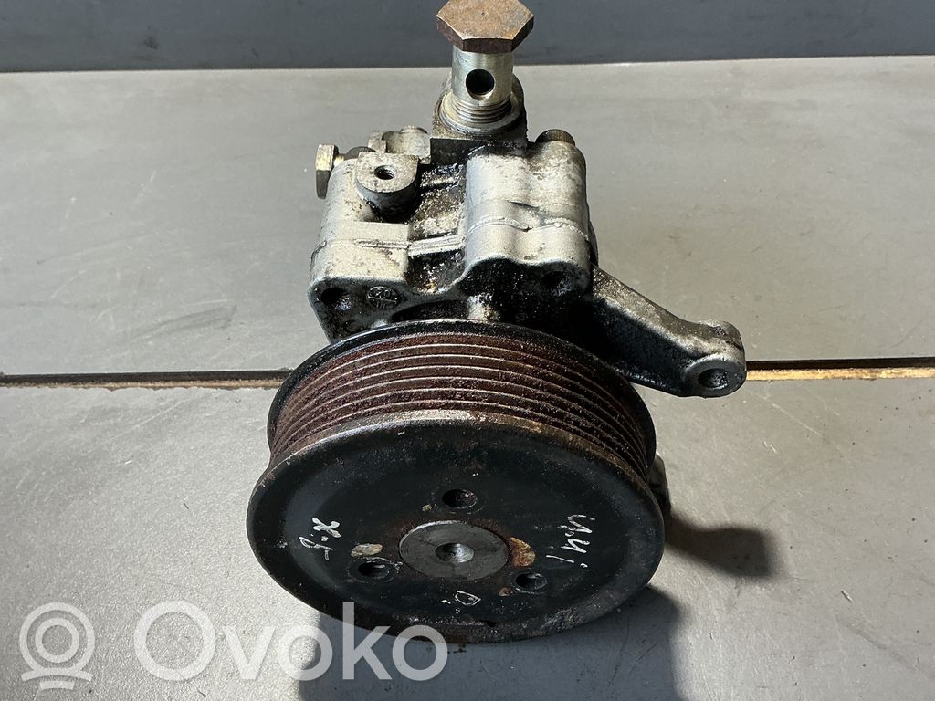 BMW X5 E53 Power steering pump 
