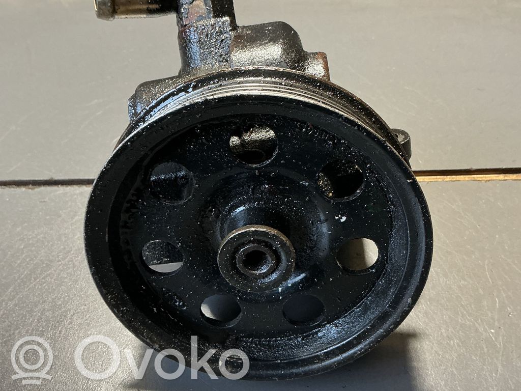 Ford Focus Power steering pump 