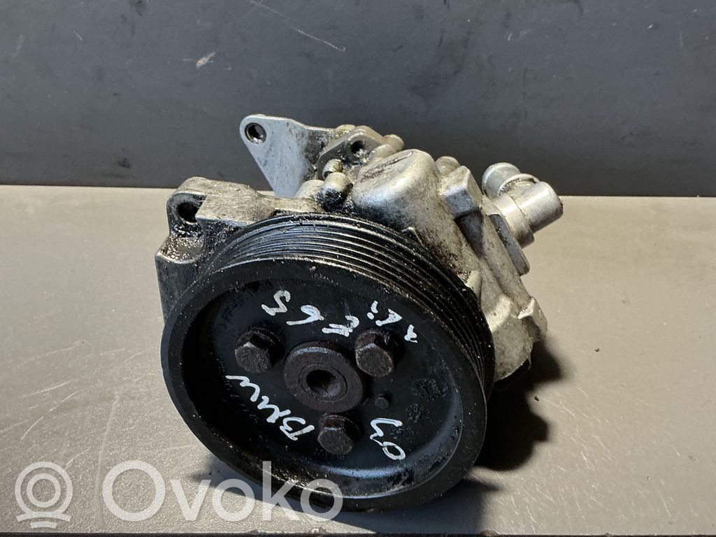 BMW 7 E65 E66 Ohjaustehostimen pumppu 