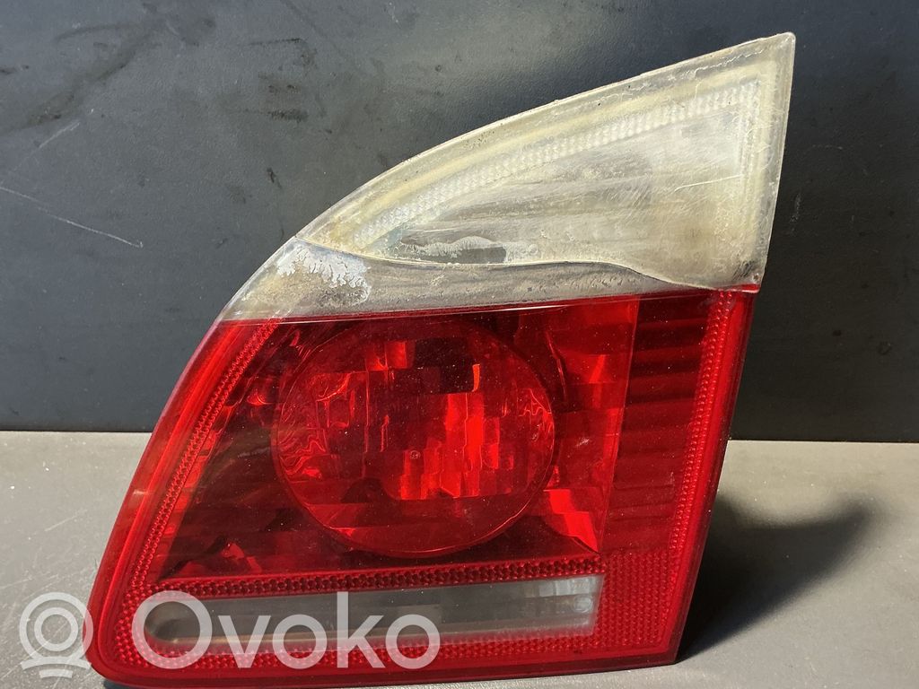 BMW 5 E60 E61 Takaluukun takavalot 