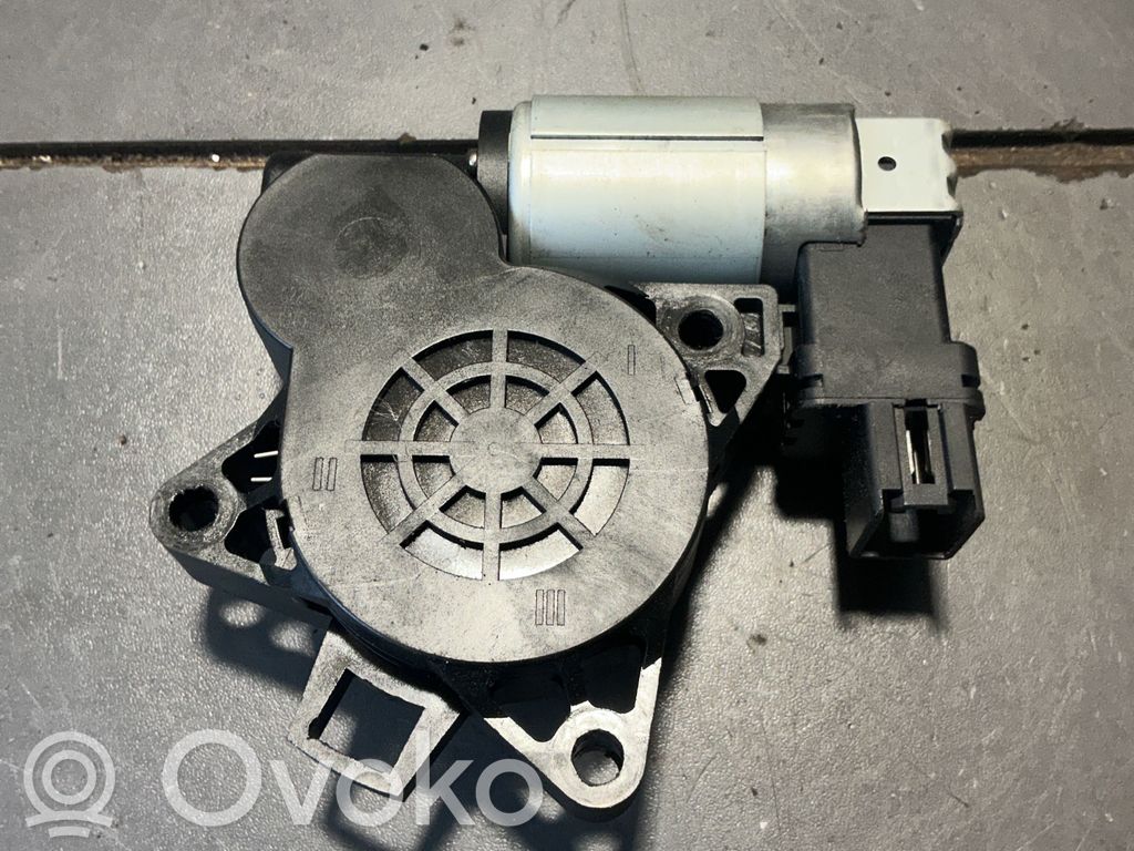Mazda 5 Etuoven ikkunan nostomoottori 