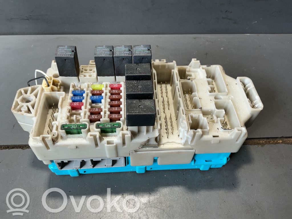 Mitsubishi Lancer Juego de caja de fusibles 