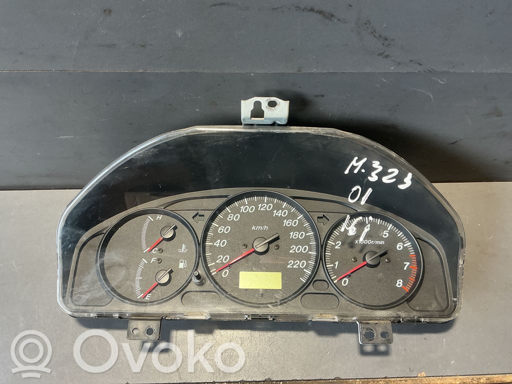 Mazda 323 F Speedometer (instrument cluster) 