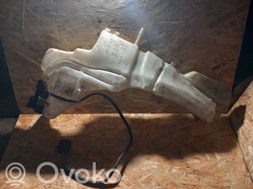 Zbiornik płynu do spryskiwaczy szyby przedniej / czołowej   3M5113K163,13K163,1KK163