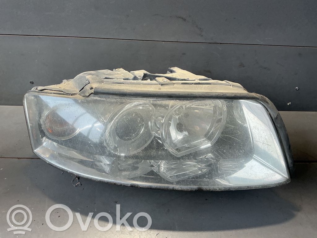 Audi A4 S4 B6 8E 8H Scheinwerfer 
