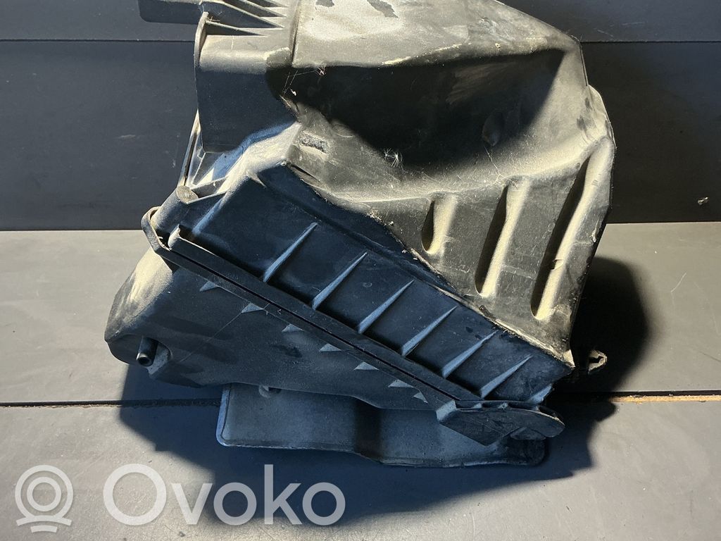 Audi A4 S4 B6 8E 8H Cutie filtru aer 