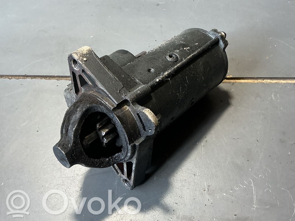 Opel Vivaro Motor de arranque 