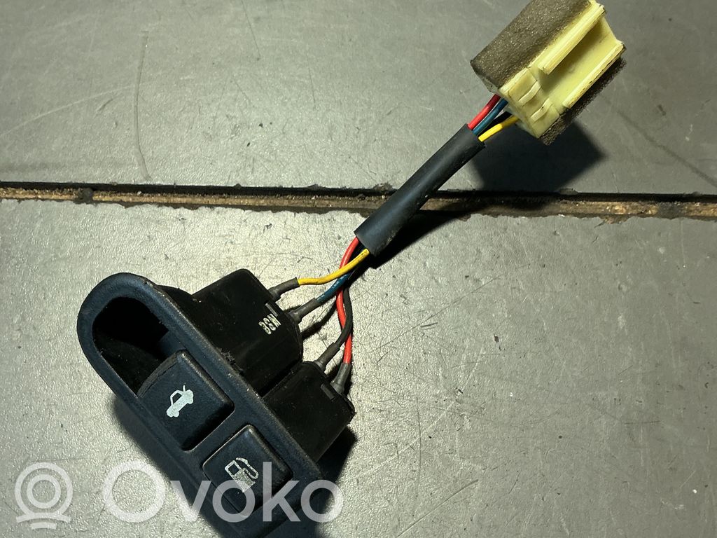 Hyundai Sonata Interruptor para abrir la puerta trasera 