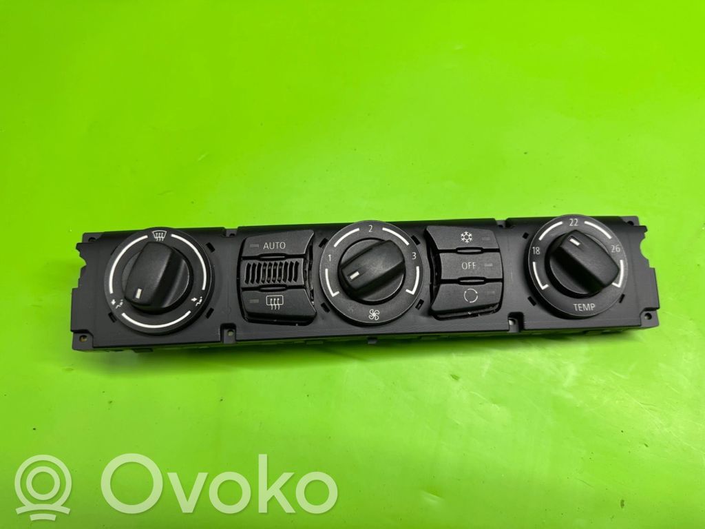BMW 5 E60 E61 Climate control unit 