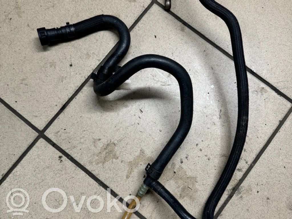 BMW 5 E60 E61 Polttoaineen palautusputki/-letku 