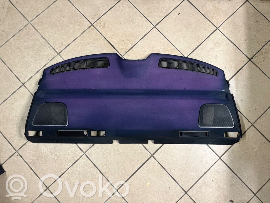 BMW 5 E39 Hattuhylly 