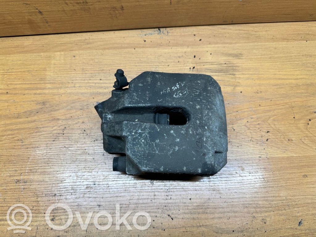 BMW 5 E39 Front brake caliper 
