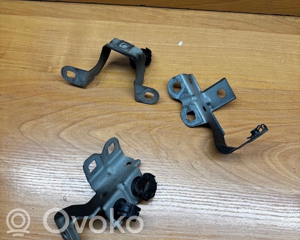 BMW 5 GT F07 Bridă fixare aripă față 