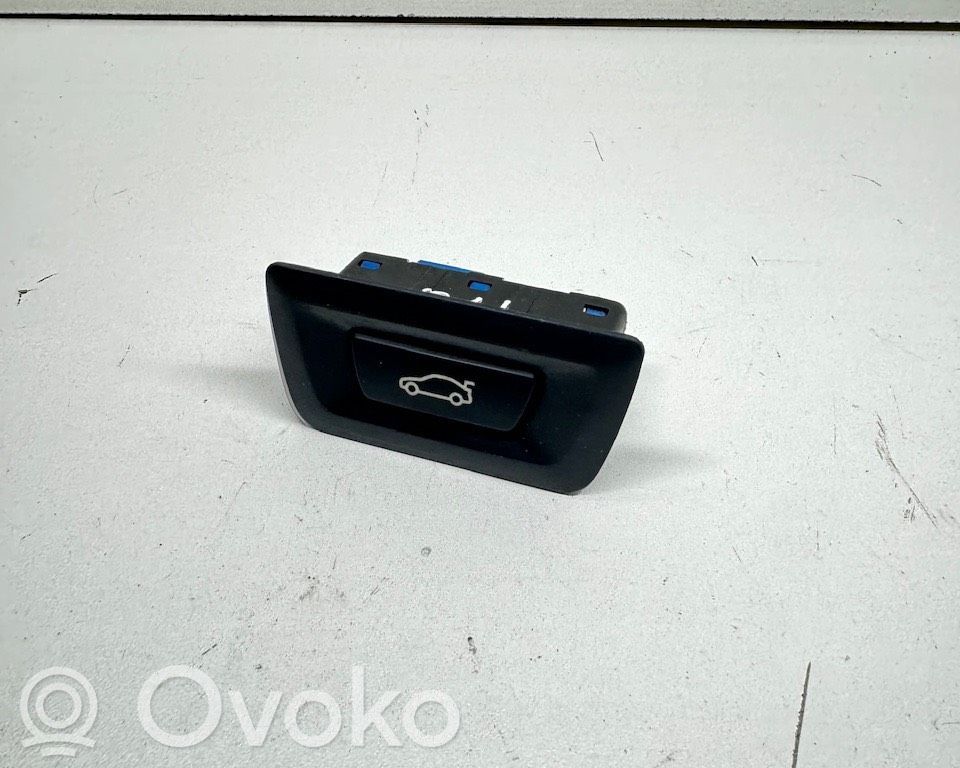 BMW 5 F10 F11 Interruptor para abrir la puerta trasera 