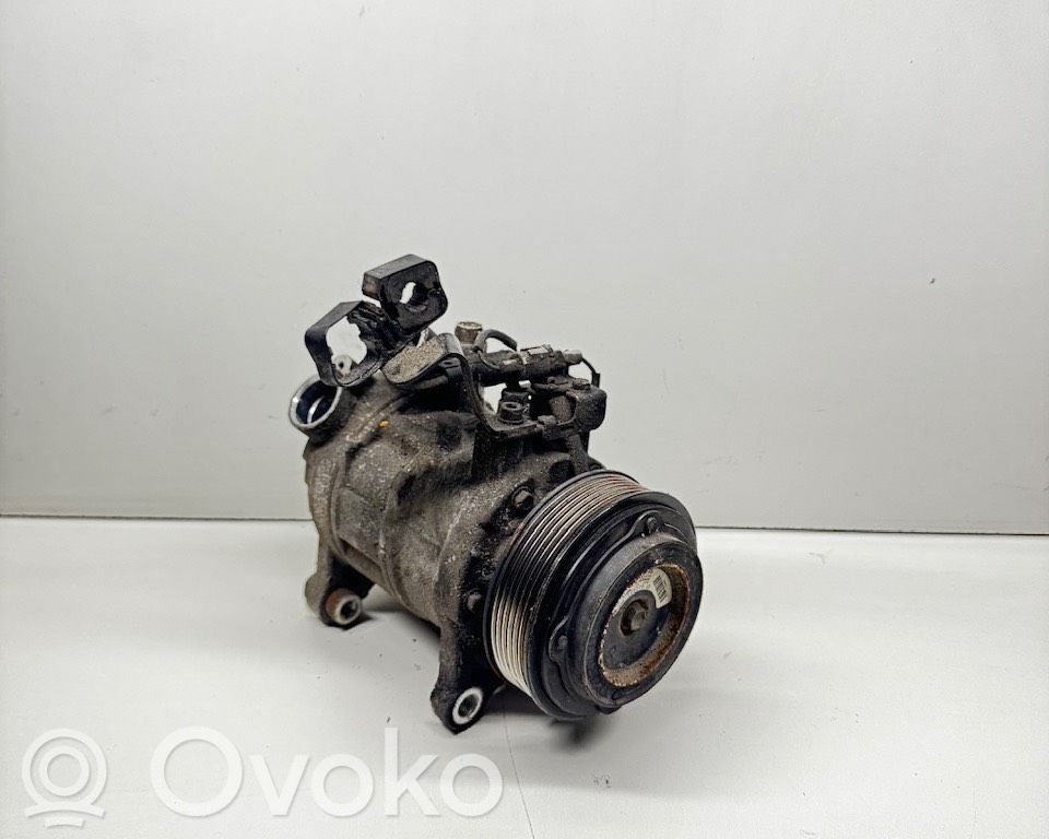 BMW 5 F10 F11 Ilmastointilaitteen kompressorin pumppu (A/C) 
