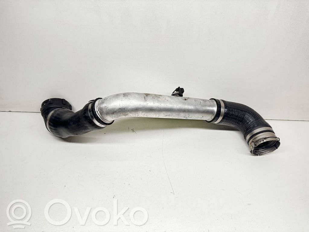 Intercooler hose/pipe   7793896,1161779389603,11617793896,779389603,7799401,779940103