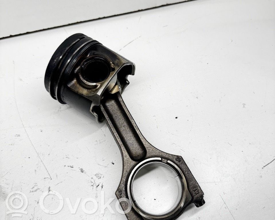 BMW 5 F10 F11 Pistone con biella 