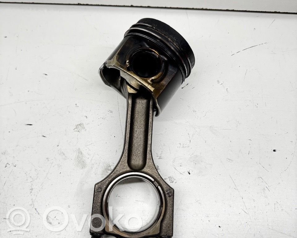 BMW 5 F10 F11 Pistone con biella 