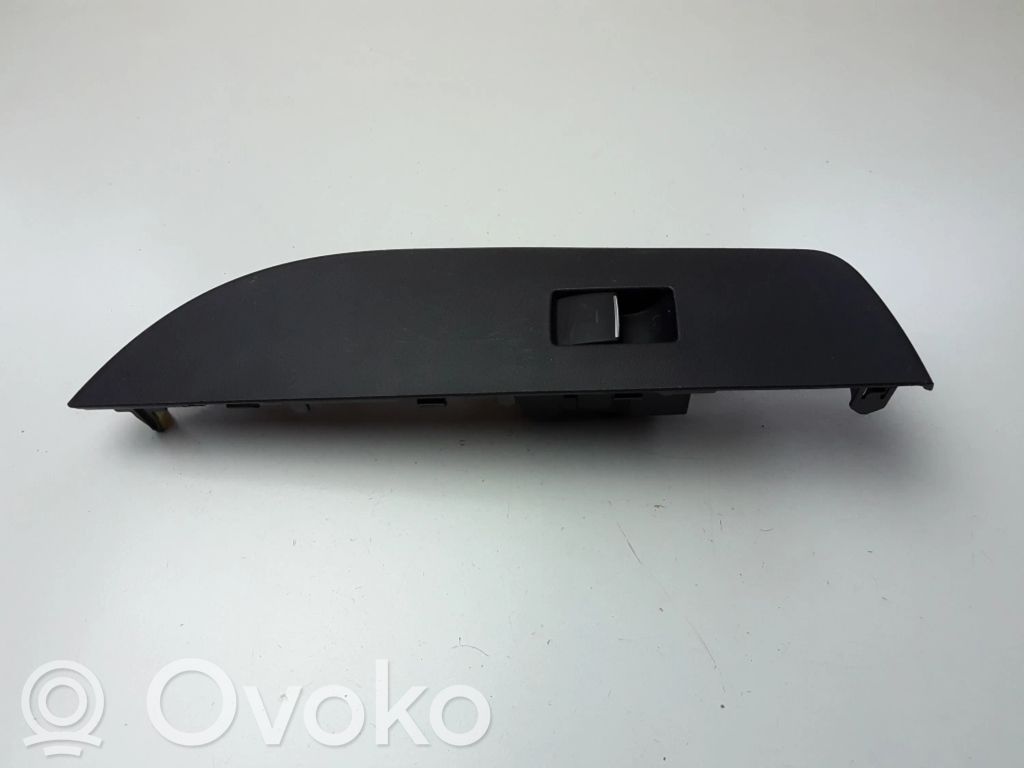 Suzuki Swace Electric window control switch 