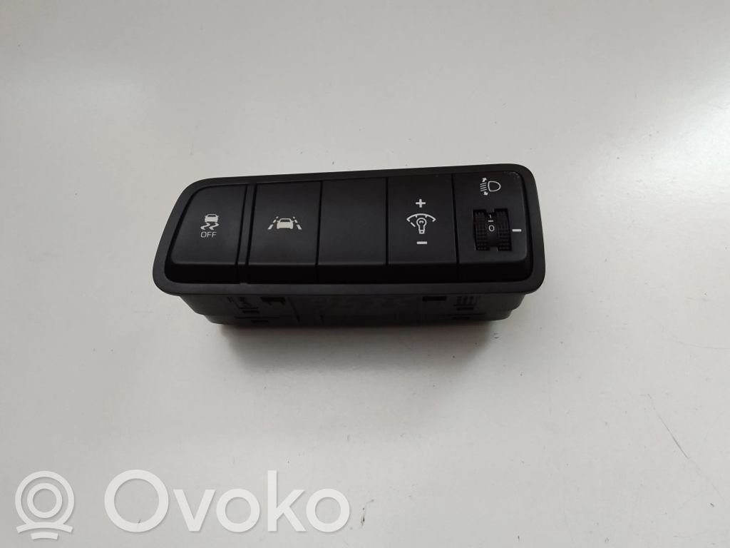 ESP (stability program) switch   93710D7FA0