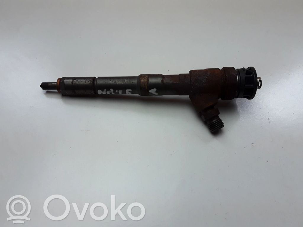 Inyector de combustible   H8201108033