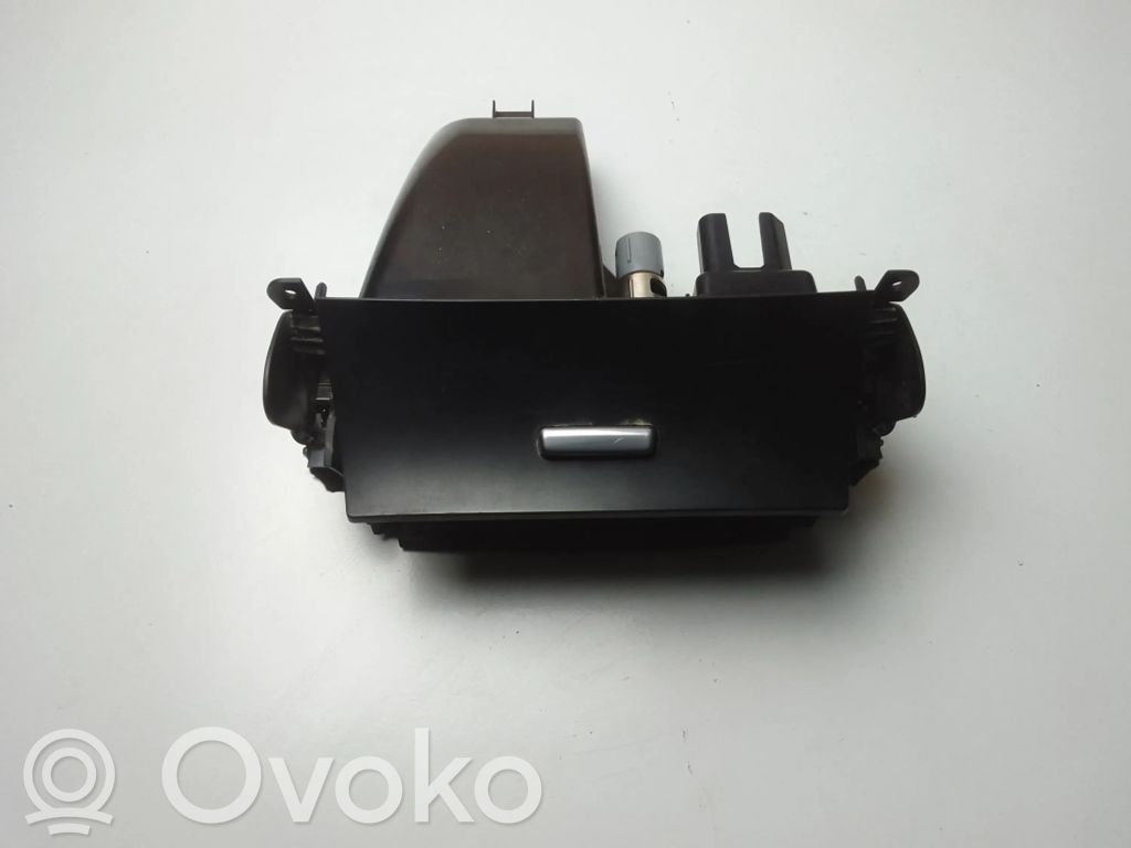Otras partes del panel de instrumentos   EM2TR044C16A
