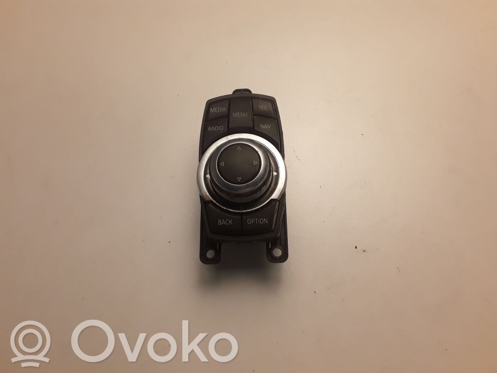 BMW 5 F10 F11 Panel radia 