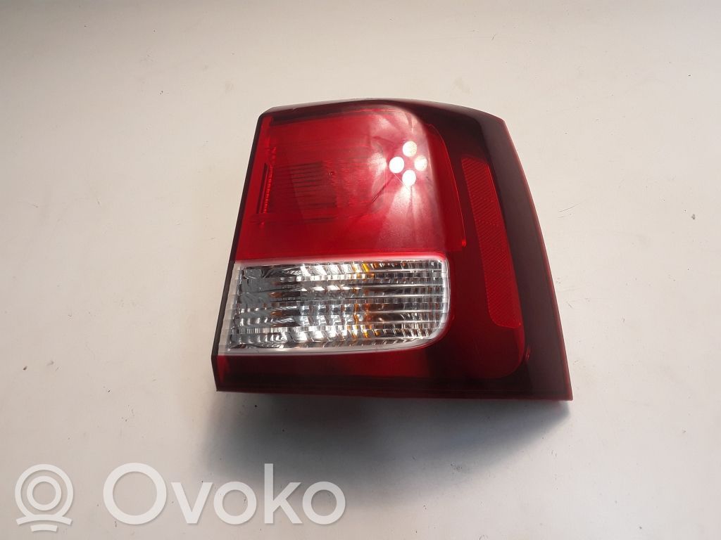 KIA Sorento Rear/tail lights 