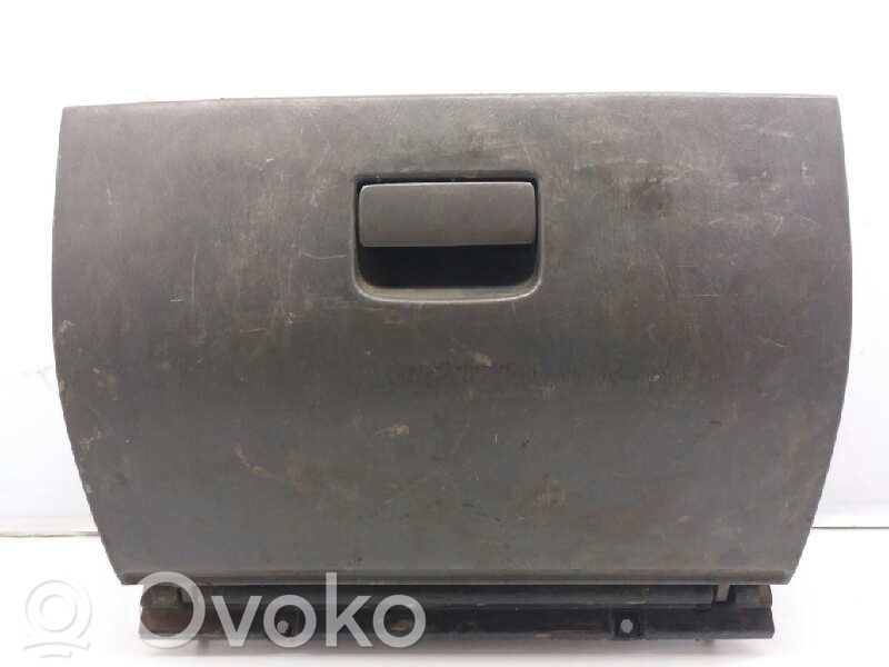 Guantera   68520VJ200