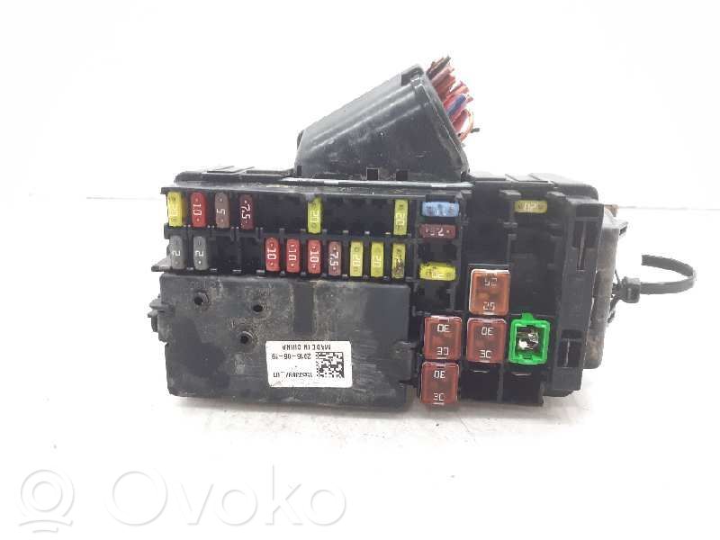 Opel Astra K Fuse module 