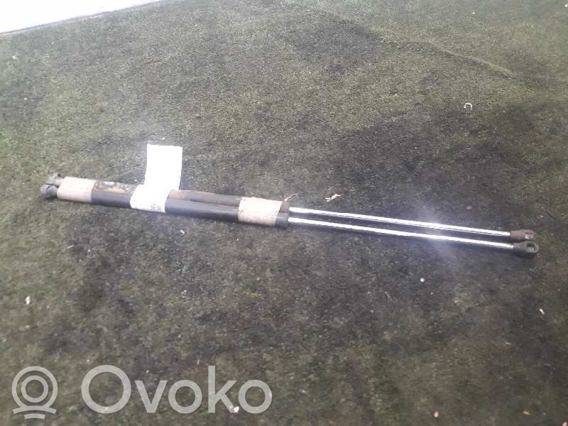 Peugeot 106 Amortyzator klapy tylnej bagażnika 