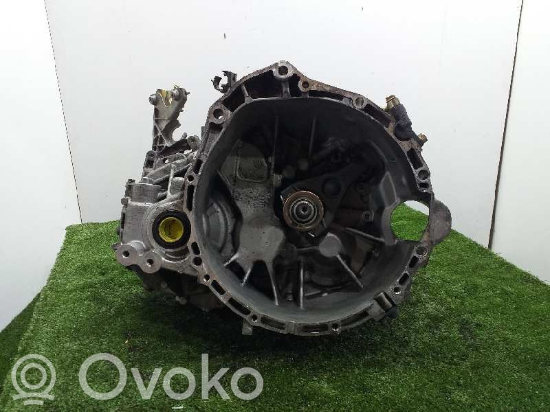Nissan Primera Scatola del cambio manuale a 5 velocità