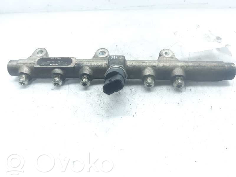 Alfa Romeo 147 Rampă alimentare injectoare 