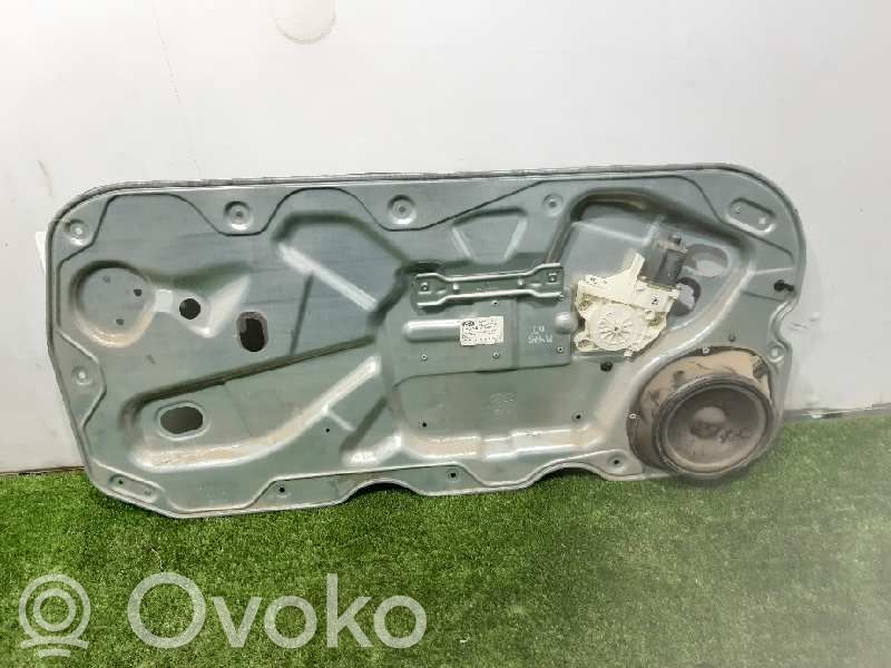 Ford Focus Regulador de puerta delantera con motor 