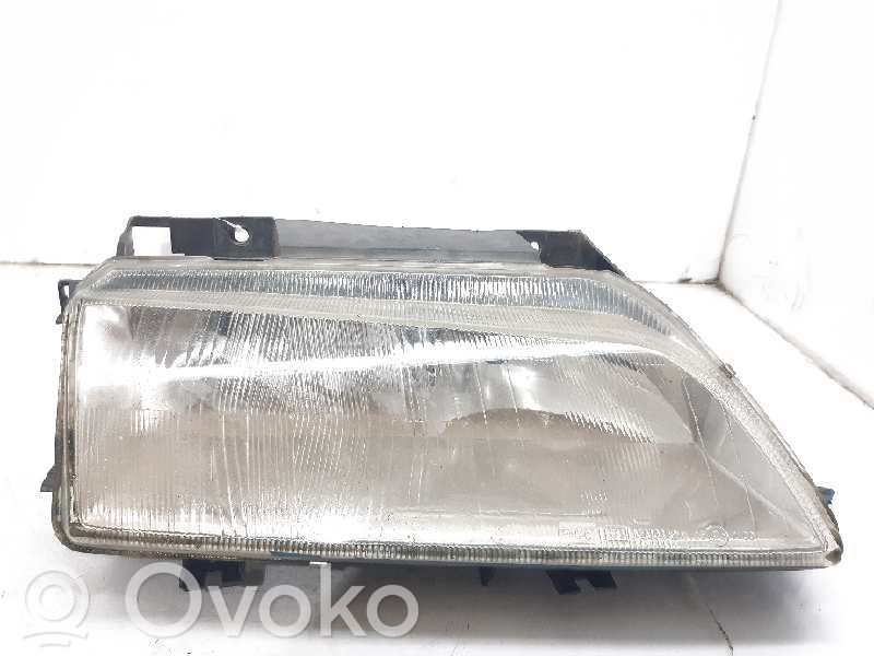 Citroen Xantia Lampa przednia 
