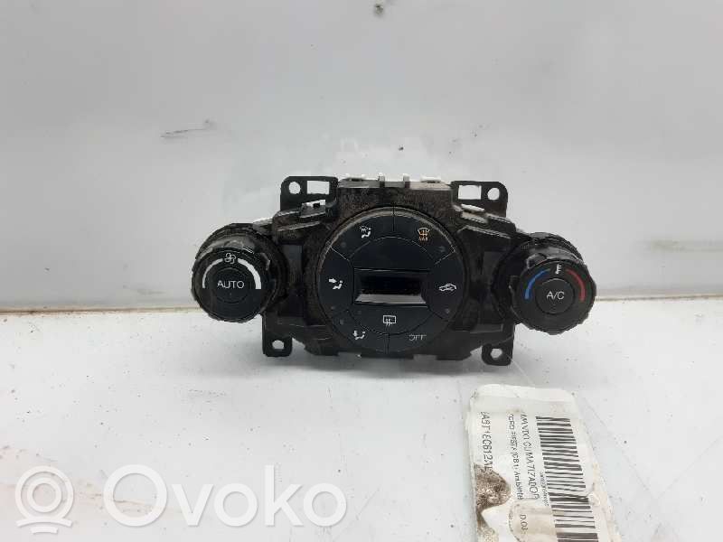 Ford Fiesta Climate control unit 