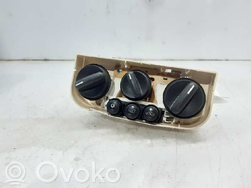 Opel Corsa C Climate control unit 