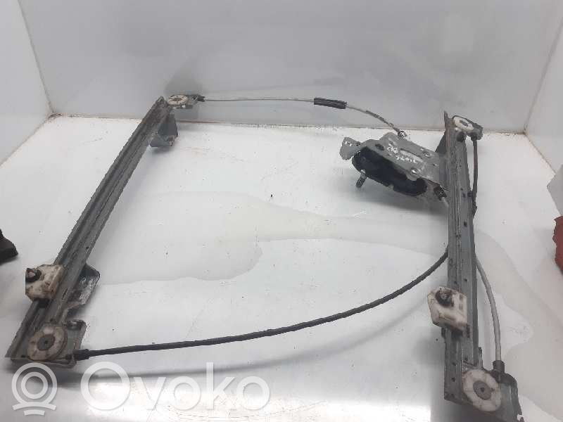 Renault Kangoo II Elektryczny podnośnik szyby drzwi przednich 